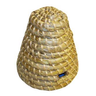 Piccola arnia di paglia