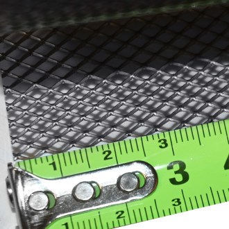 Lamiera stirata per apicoltura - acciaio inox, maglia 4 mm, rotolo 0,42 × 10 m
